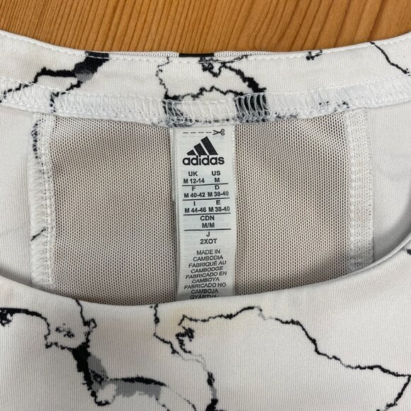 Women’s ADIDAS black and‎ white Marble Speed Crop Tank Top size medium - Picture 6 of 6